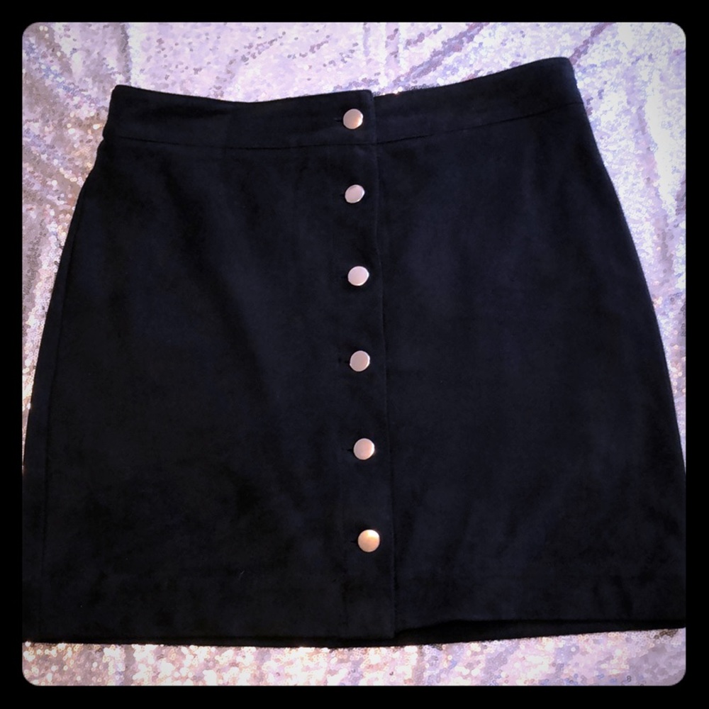 H&M Faux suede button down skirt